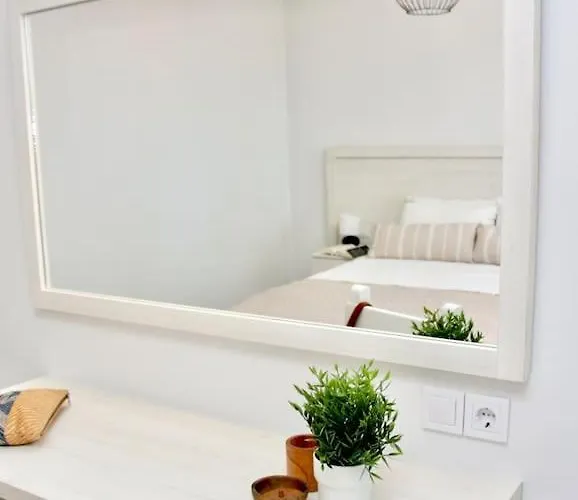 Apartman Sunny At Regina Alikanász